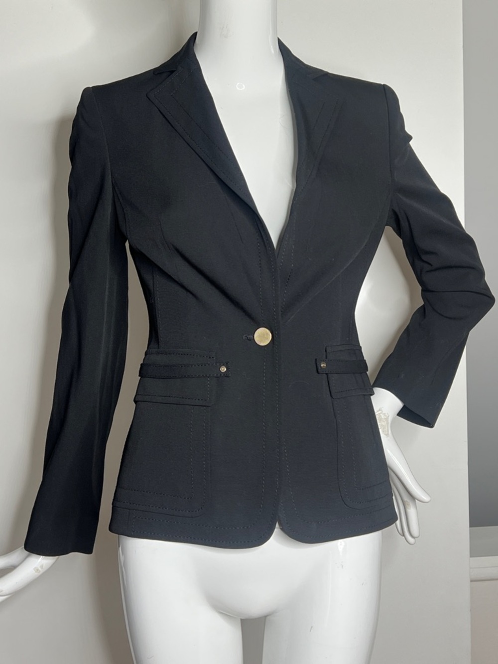 Valentino Sz 40 / US 4 Wool Blend Fitted One Button Blazer Jacket